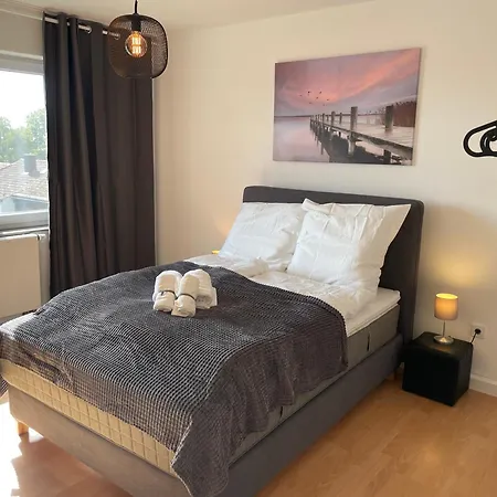 Sonniges Apartment, W-Lan, Parkplatz, Autobahnnah, S-Bahn , Messe Ulm Zewnętrze zdjęcie